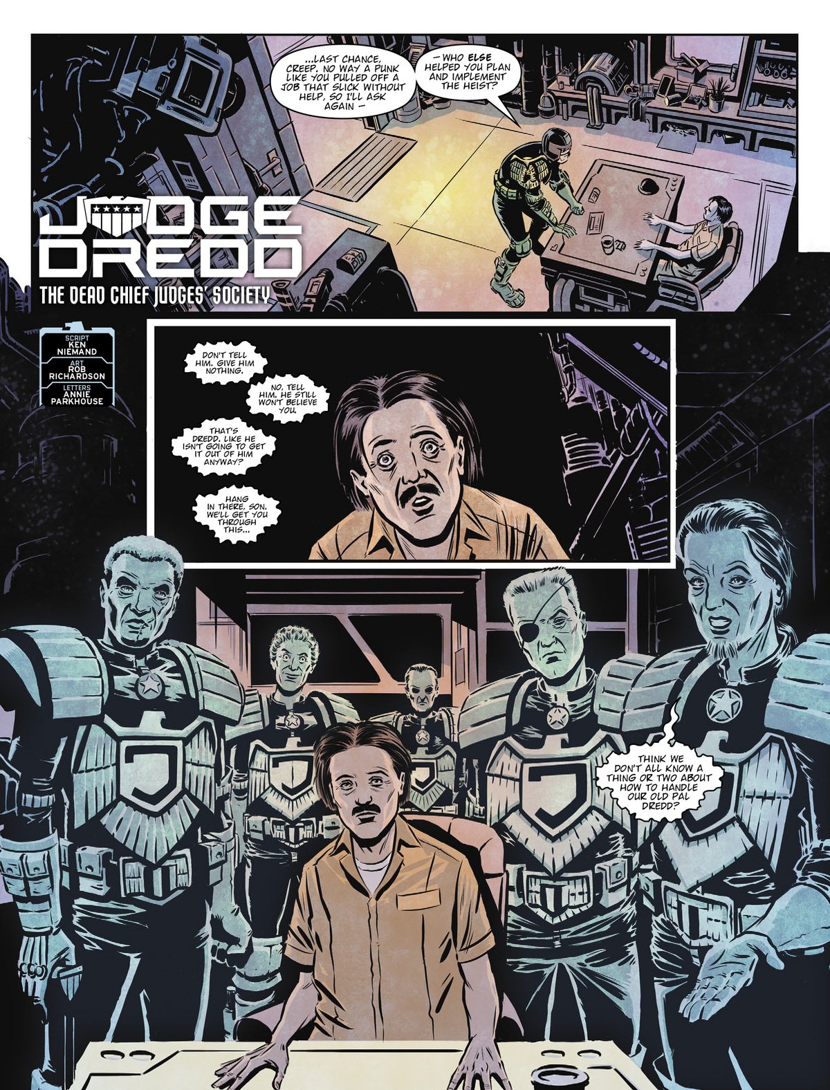 Read 2000 AD EN Manga Online